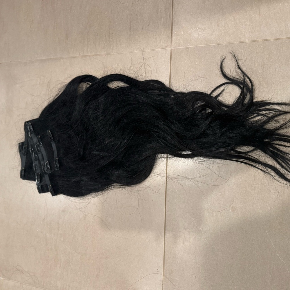 BELLAMI 24 inch full set Jet Black Hair Extensions never cut